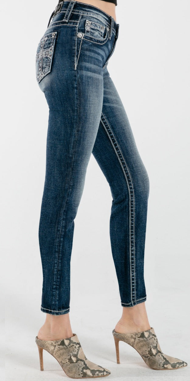 M738 Mid-Rise Jeans
