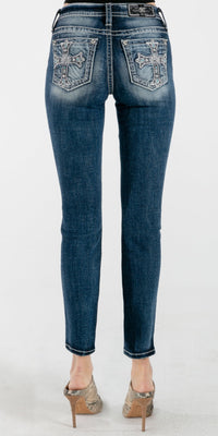 M738 Mid-Rise Jeans