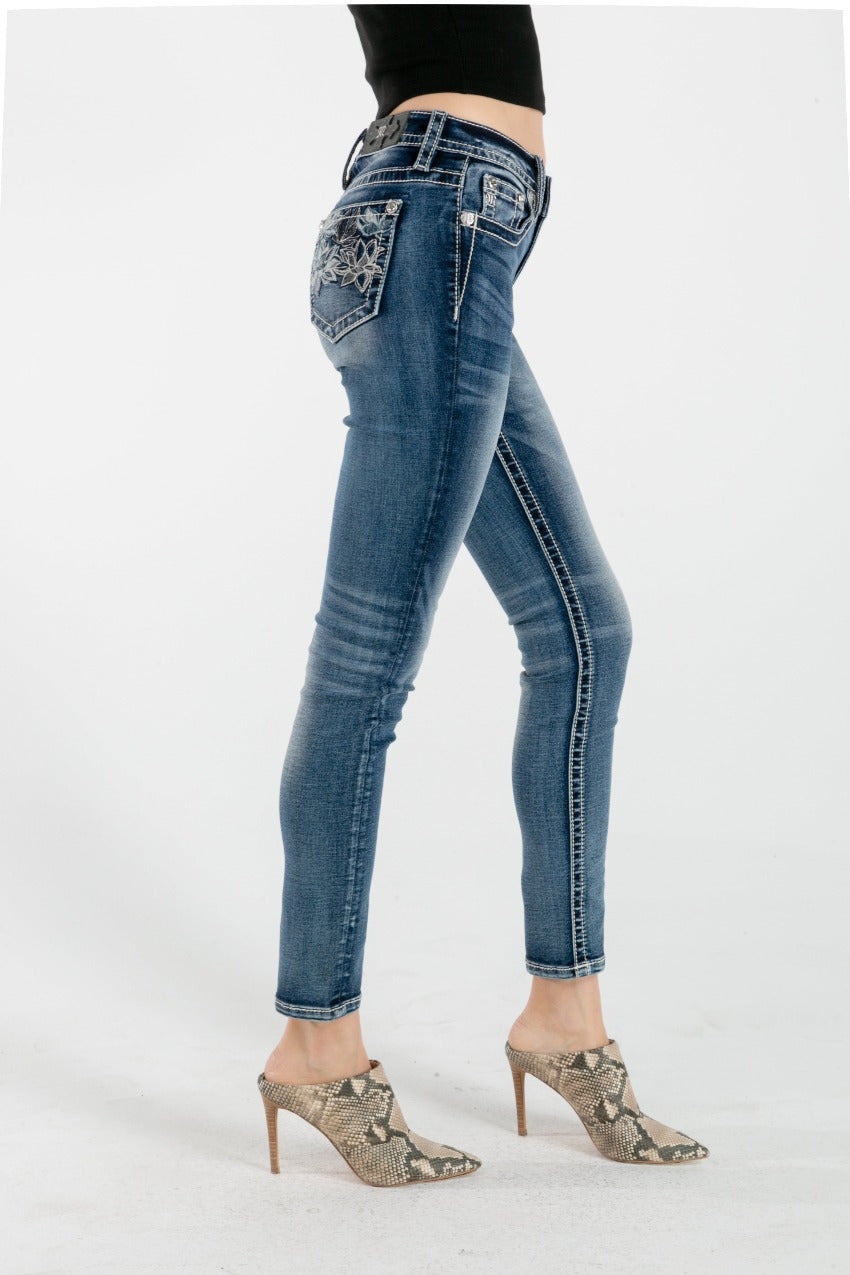 M752 SKINNY