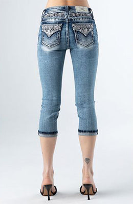 M835 Mid-Rise Capri – Miss Me Store
