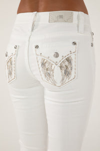 W01 Mid Rise Boot Jeans